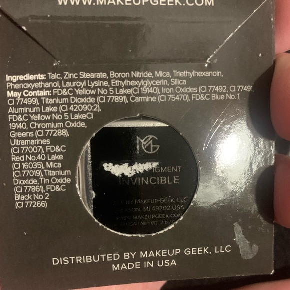 2/$15 Makeup Geek Power Pigment Eyeshadow Single - Picture 2 of 2